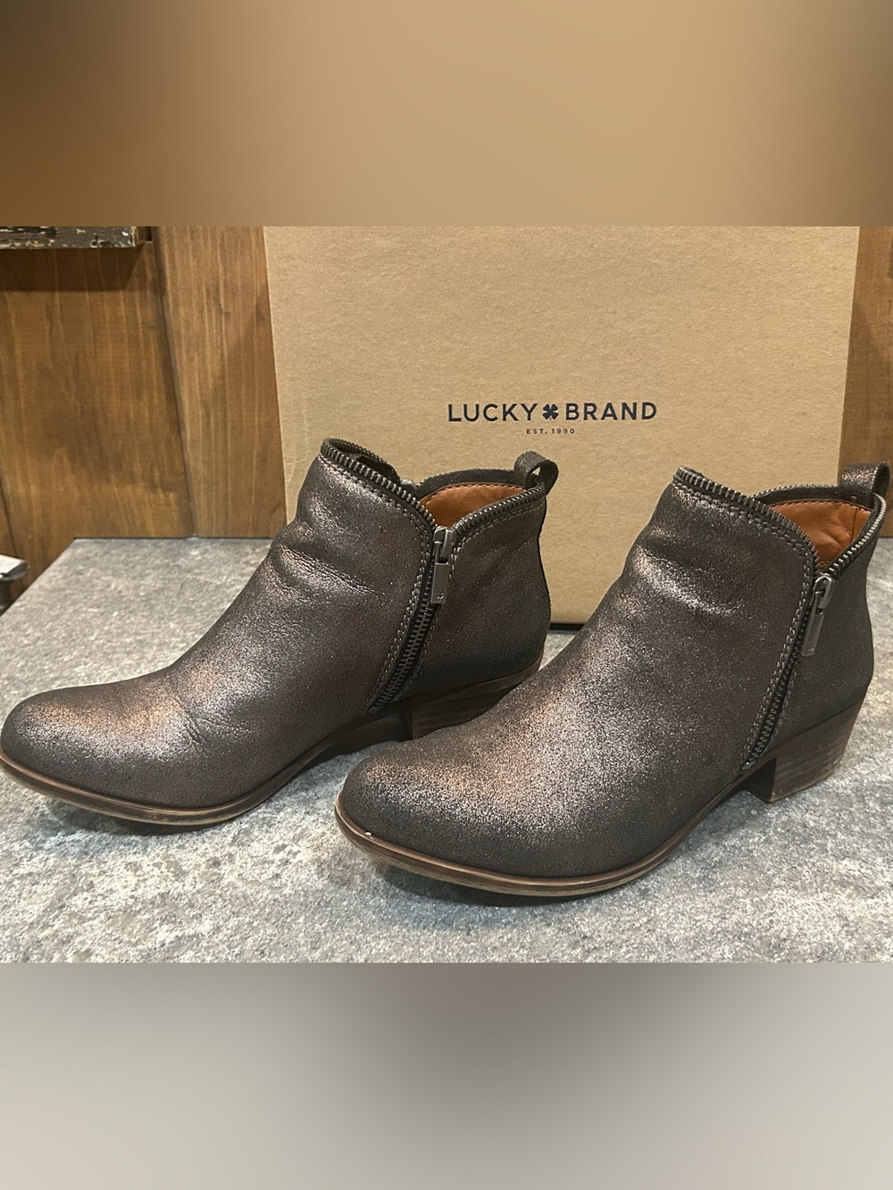 Lucky Brand Bartalino Penter Shimmer Suede Metallic Booties Women’s 7.5